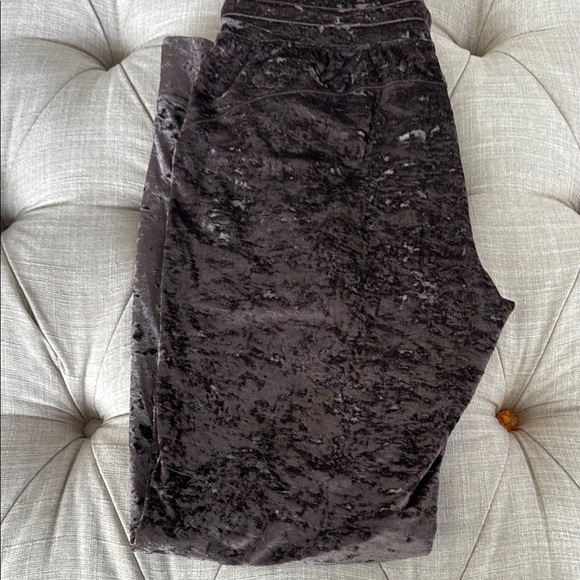 Lululemon Crushed Velvet Leggings in Brown and Gray joggers - Picture 3 of 5